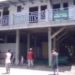 Pondok Pesantren Salafiyah Nurul Huda, di Desa Tempuran, Tarik, Sidoarjo.