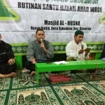 H. Muhammad Helmi Hamdani (paling kiri), menyatakan siap maju sebagai calon bupati Pacitan.