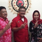 Suhandoyo bersama Siti Muafiyah, dan Mujid Riduan.