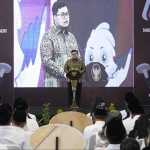 Bupati Kediri Hanindhito Himawan Pramana saat memberi sambutan di acara pelantikan PPS di Convention Hall SLG. Foto: Ist.