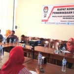 Rakor Pemeriksaan Kesehatan bagi Paslon Walikota KPUD Mojokerto yang melibatkan empat unsur lembaga untuk memberi masukan. Foto: YUDI EKO PURNOMO/BANGSAONLINE