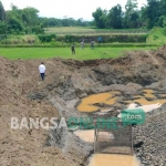 Kubbangan galian C di Dusun Payaksantren, Desa Rejoagung, Kecamatan Ngoro, Kabupaten Jombang yang diprotes warga.
foto: ROMZA/ BANGSAONLINE