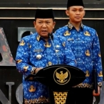 Bupati Jember Hendy Siswanto saat menjadi pembina upacara peringatan HUT Korpri.