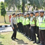 Kapolres Blitar menyiapkan personelnya menghadapi Pilkades serentar, 9 Oktober besok.