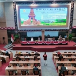 Rapat paripurna yang berlangsung di DPRD Kabupaten Mojokerto.