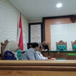 Suasana sidang sengketa di PN Sidoarjo.