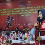 Suasana saat petugas dari Lapas Narkotika Kelas IIA Pamekasan saat menghadapi evaluasi oleh Tim Penilai Nasional.