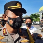 Kapolres Tuban, AKBP Darman, saat memberi keterangan kepada awak media