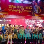 Bupati Nganjuk Marhaen Jumadi didampingi Sekda, Dandim, Kajari, Kapolres, Ketua DPRD, dan Kepala OPD Nganjuk pada acara Sparkling Nganjuk Carnival #2 2023.