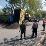 Kondisi Dump Truk yang menabrak mobil colt diesel di TKP