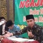 Gus Barra mengisi pengajian di Masjid Al Amin Mojosari. (foto: ist)