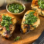 Resep Ayam Saus Chimichurri Lezat dan Gurih. Foto: Ist