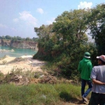 Lahan bekas tambang galian C di Desa Wadeng, Kecamatan Sidayu yang baru saja menelan korban jiwa. foto: syuhud/ bangsaonline