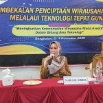 Indah Sri Wahyuni, Kepala Seksi Penempatan Tenaga Kerja dan Perluasan Kesempatan Kerja Disperindag Bangkalan.