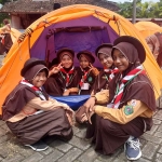 Sejumlah siswa Madrasah Ibtidaiyah dari Kecamatan Sarirejo, Lamongan, saat mengikuti Pergamacam di WEGO.