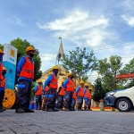 Tim Siaga PLN Covid-19 melakukan gelar pasukan dan peralatan untuk memastikan pasokan listrik, khususnya ke pusat kesehatan, rumah sakit, dan sentra vaksinasi berjalan baik.