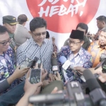 Wakil Ketua KPK Laode M. Syarif saat diwawancarai awak media.