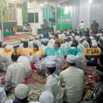 Sholawat menjelang Haul ke-34 KH Nur Fadlulloh di Ponpes Fadhlul Ulum, Kabupaten Pasuruan. Foto: AHMAD FUAD/BANGSAONLINE