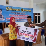 Para peserta penerima BLT di desa Darmorejo, Kecamatan Mejayan, Kabupaten Madiun.