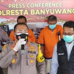 Kapolresta Banyuwangi Kombes Pol Arman Asmara Syarifuddin menunjukkan para tersangka.