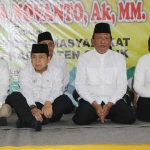 Bupati Sambari bersama Ketua DPR RI Setya Novanto saat safari Ramadan di Pendopo Pemkab Gresik. foto: SYUHUD/ BANGSAONLINE