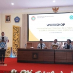 Workshop Pendampingan Penulisan Publikasi Jurnal Bereputasi yang berlangsung di Unirow Tuban.