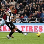 Callum Wilson cetak gol pembuka Newcastle saat berhadapan dengan West Ham di pekan 22 Liga Inggris