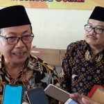 Pasangan Bakal Calon Bupati dan Wakil Bupati Kediri, Mujahid dan Eko Ediono saat mendaftar ke DPC Partai Golkar Kabupaten Kediri, beberapa waktu lalu. foto: MUJI HARJITA/ BANGSAONLINE