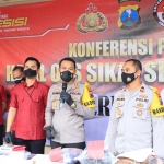 Kapolres Tuban, AKBP Rahman Wijaya dan Kasatreskrim Polres Tuban, AKP M Gananta.