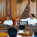 Pj Wali Kota Ali Kuncoro, bersama Sekdakpt Gaguk Prasetyo dan Kabag Hukum Agus Triyatno (dok. ist)