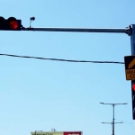 Salah satu CCTV yang terpasang di traffic light.