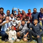 Tim Delegasi Pendidikan Kota Surabaya saat foto bersama.