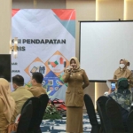 Bupati Mojokerto Ikfina Fatmawati melaunching program pembayaran Puskesmas secara elektronik. 