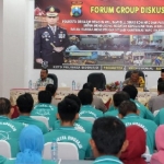 Kapolresta Sidoarjo saat menjadi narasumber dalam FGD