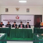 Bawaslu Bangkalan saat menggelar sidang dugaan pelanggaran administratif.