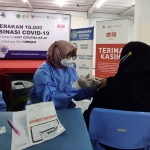 Sebanyak 677 orang mengikuti vaksinasi di Anugerah School Sidoarjo.