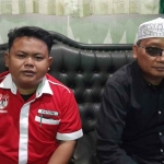 Ketua Pagar Nusa Situbondo bersama kuasa hukum korban saat memberi keterangan ke awak media.