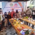 Saat pelaksanaan lomba masak makanan tradisional nonberas di Bani Food Court di Jalan Bonorogo Pamekasan. 