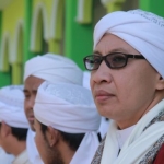 Bolehkan Umat Islam Menerima Hadiah Valentine? Berikut Penjelasan Buya Yahya. Foto: Ist