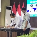 Penandatanganan Kerja Sama dengan pihak Kemendagri terhadap penurunan jumlah stunting di Kabupaten Jember.