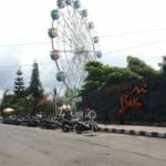 Salah satu titik parkir di Alun-alun Kota Batu.