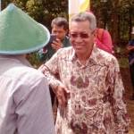 M. Sakir, saat kunjungan kerja di Pacitan.