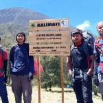 Ilustrasi mendaki Gunung Semeru. Foto: BANGSAONLINE