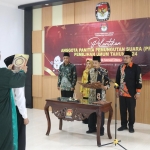 Pelantikan PPS PAW oleh KPU Kabupaten Pasuruan.