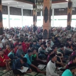 Suasana tabligh akbar di pendopo Pemkab Pacitan. 