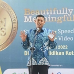 Wali Kota Kediri Abdullah Abu Bakar saat membuka Final Round Coin Emas 2022, Sabtu (10/9/2022).