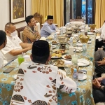 Ketua DPD Partai Demokrat Jatim, Emil Elestianto Dardak menggelar pertemuan dengan anggota Fraksi Partai Demokrat DPRD Jatim. foto: istimewa.