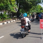 Suasana saat operasi yustisi di Jalan Yos Sudarso Ngawi.