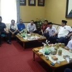 Suasana usai rapat internal di DPRD Kabupaten Pasuruan. foto: HABIBIE/ BANGSAONLINE