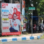 Tandem anak dan ibu yang sama-sama menjadi calon anggota legislatif (caleg) mewarnai Pemilu Legislatif 2019 di Madun.